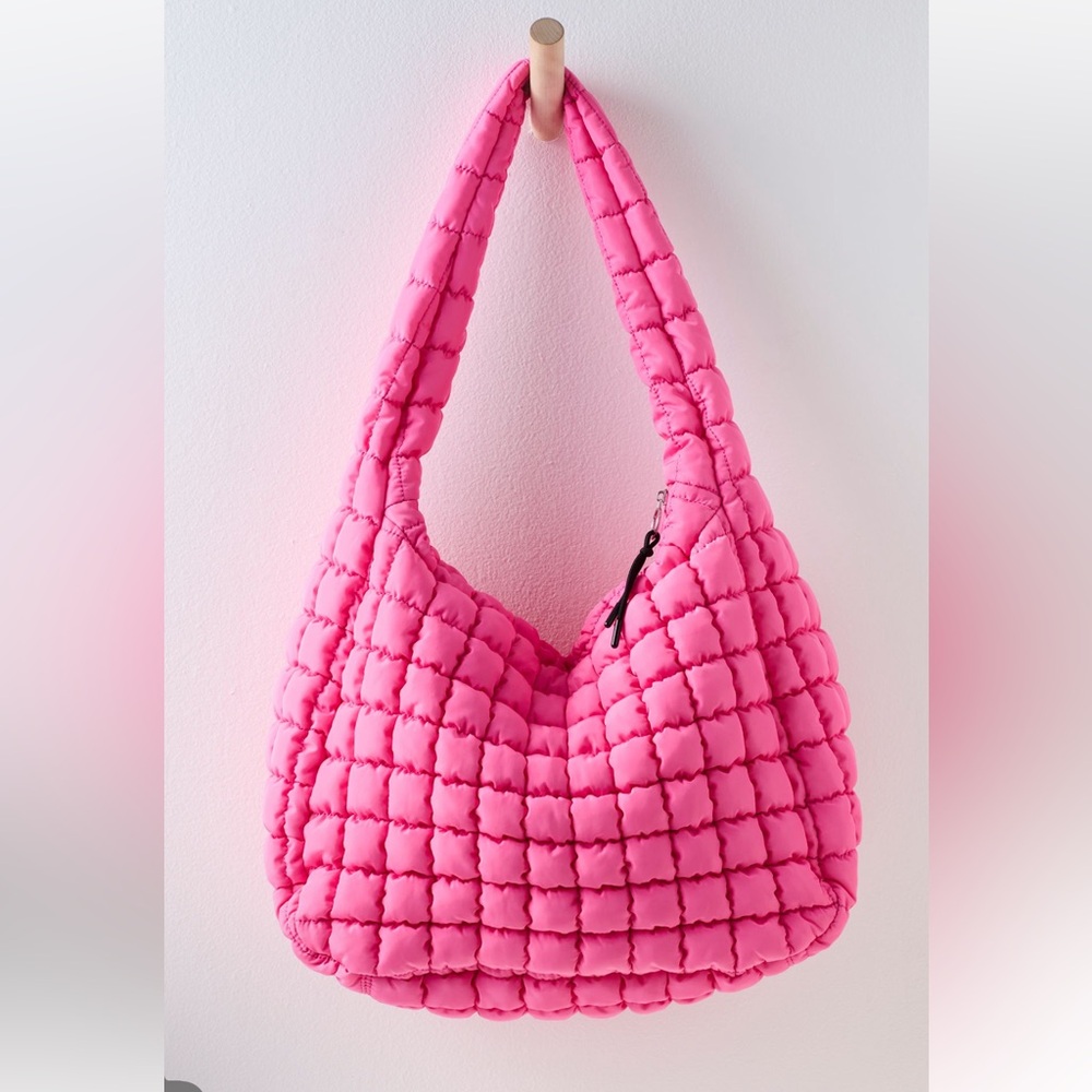 NWT FP Movement by Free People Bright Pink Quilted Shoulder Bag $68 - Picture 3 of 7